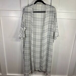 Do everything in Love Plaid Kimono Duster One Size White Black Lightweight